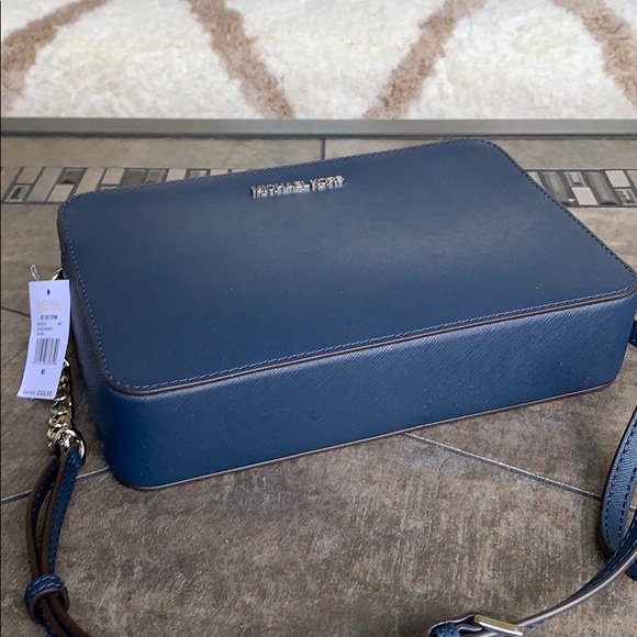 MICHAEL KORS LG EW CROSSBODY Bag NAVY 35T8GTTC9L - Picture 11 of 16